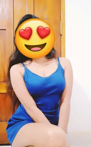 SL Ads SLIM GIRL IN MAHARAGAMA PRIVET APPARTMENT 4000/- Sri Lanka
